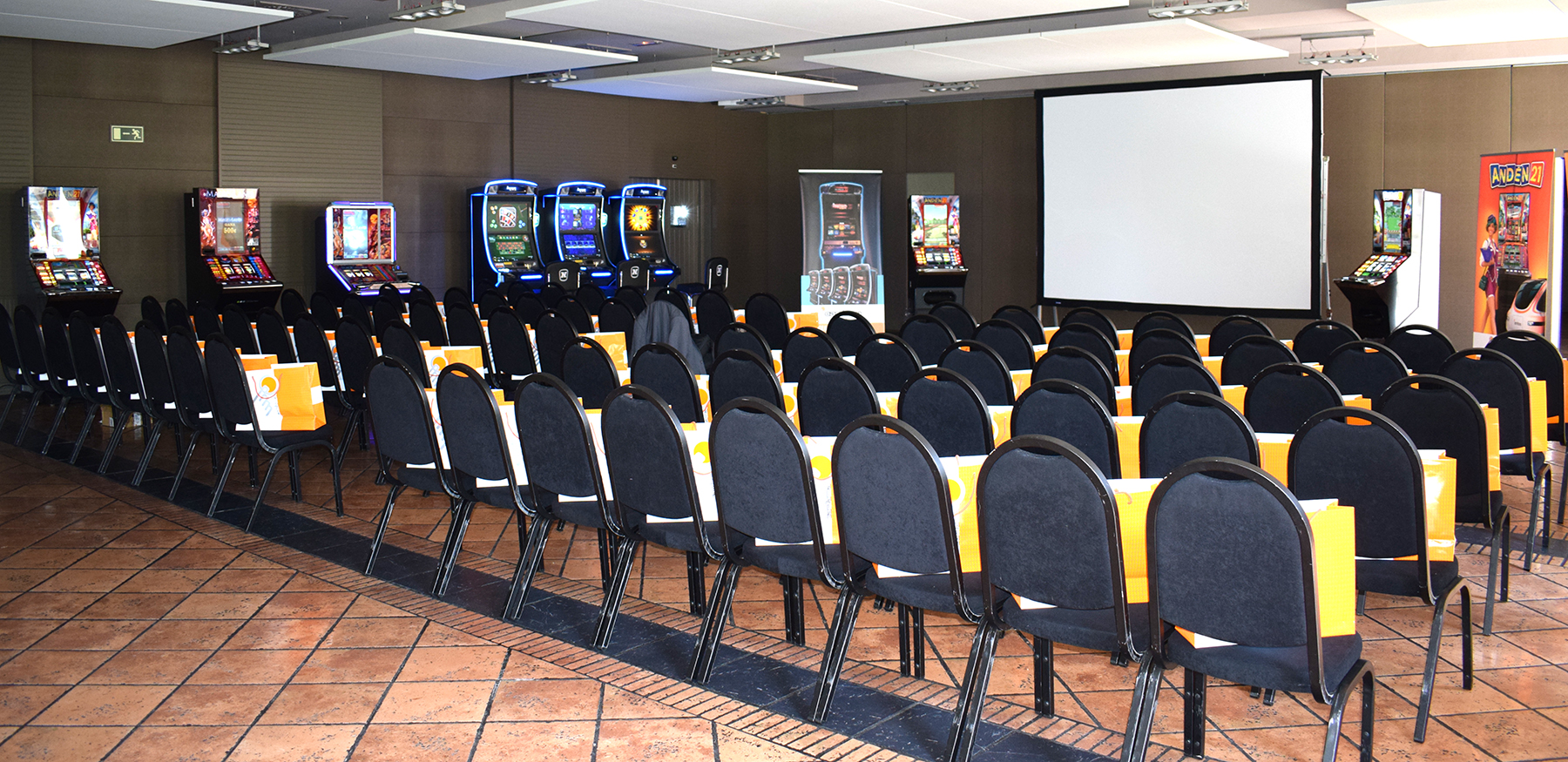 Presentacin Anden 21 en Valladolid - Carfama
